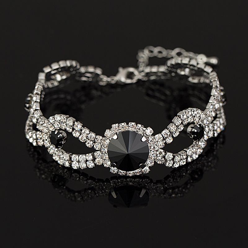 Exquisite B009 Bracelet: Highlights Personality & Popular Style
