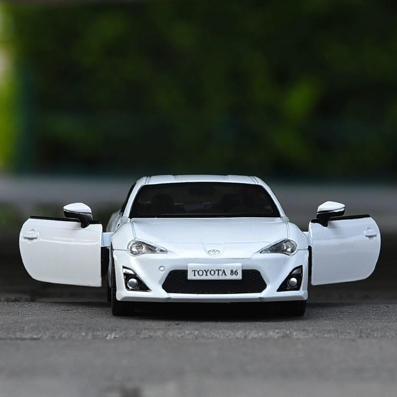 1/36 Toyota 86 Alloy Diecast Car Model Toy 2 Doors Opened Pull Back Cars Birthday Gifts For Children Adult Collections