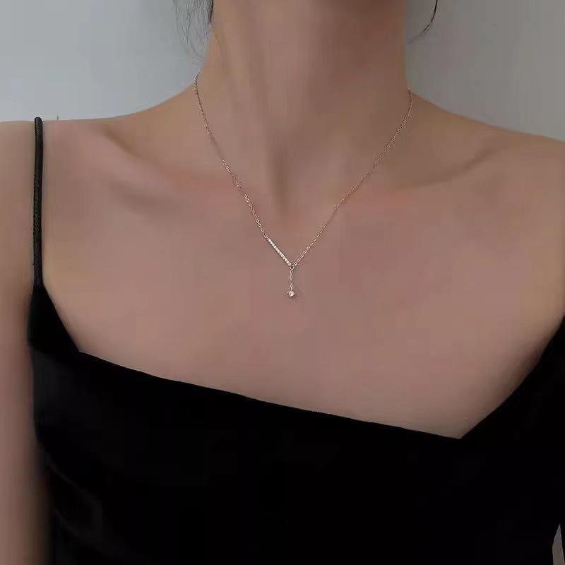 Chic Retro Zircon Tassel Necklace for Women - Autumn Versatile, Light Luxury, Trendy Clavicle Chain