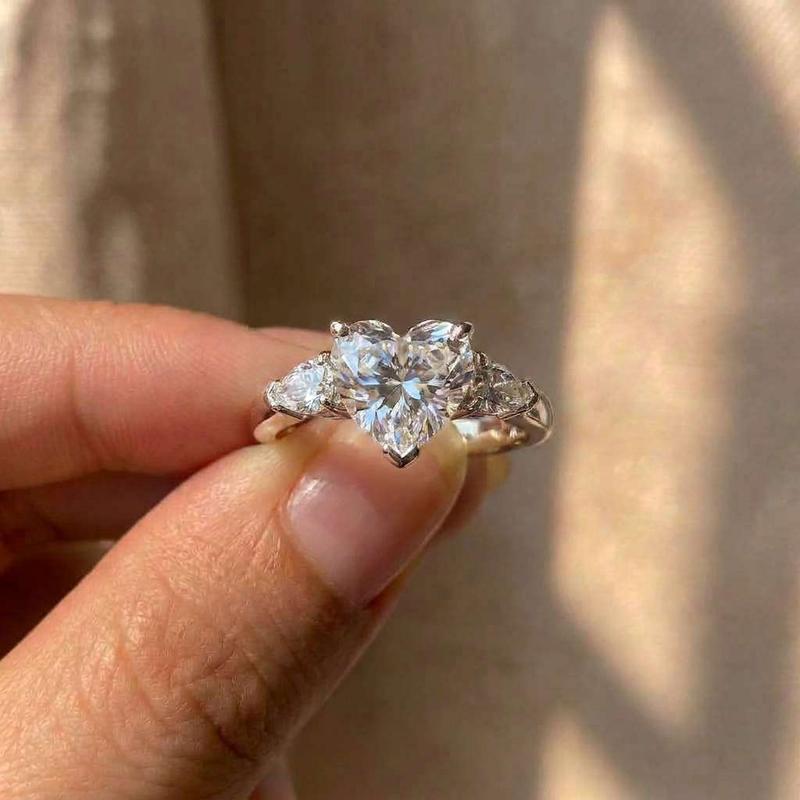 925 Sterling Silver Sweet Lady Heart Zirconia Finger Rings for Engagement Romantic Wedding Band Delicate Design Hot Sale Jewelry