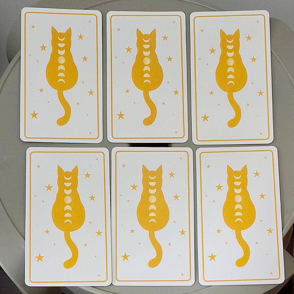 Baraja de Tarot del Gato 78 Cartas con Guía, Tarjetas de Tarot con Temática de Gato Blanco Lindo 11*6.2cm Cartas de Adivinación en Caja de Lata Portátil