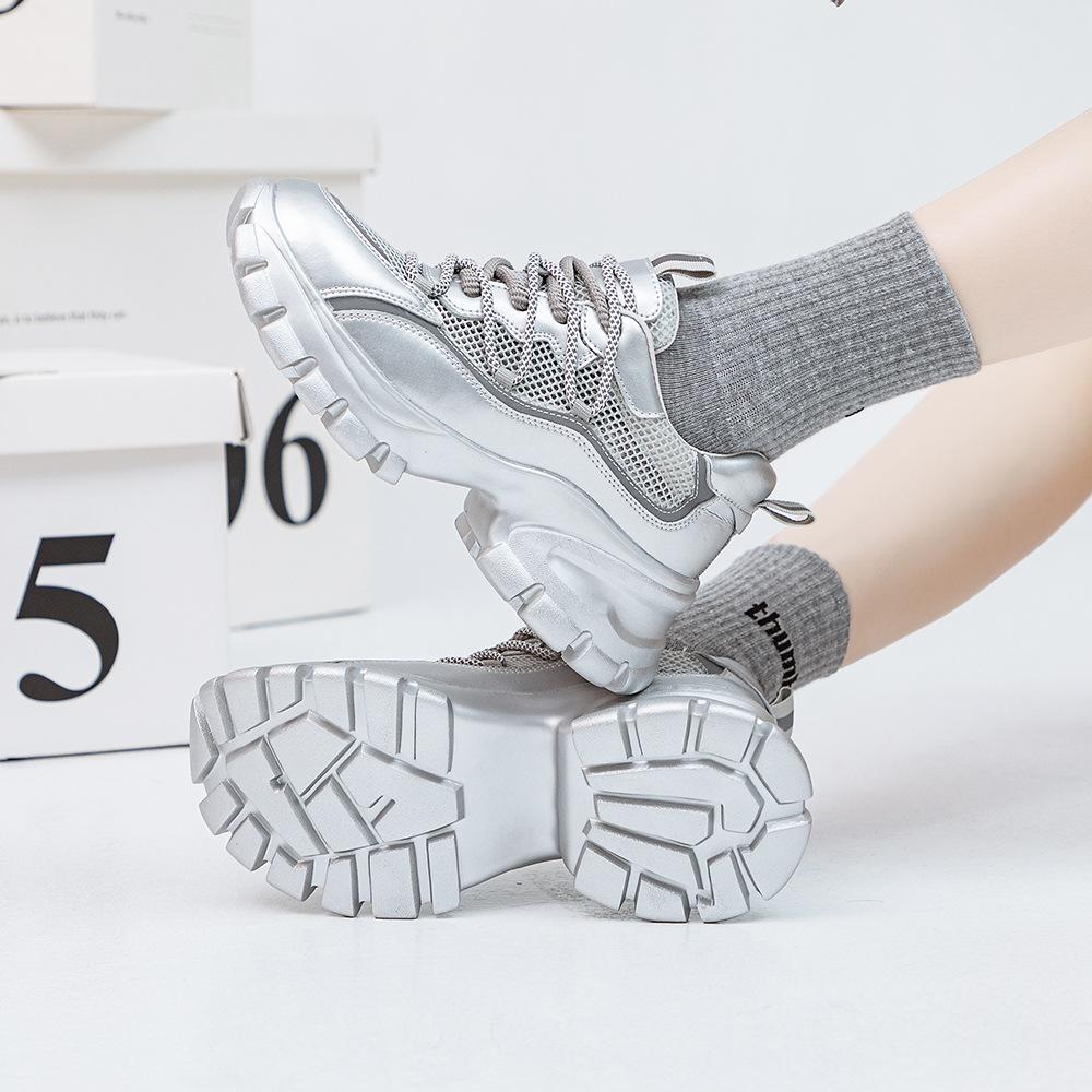 Moon Falling Pedestrian 2025 Leather Little White Shoes Women's Platform Dad Shoes Women's Sports Fashion Casual Net Shoes Women's Comfort