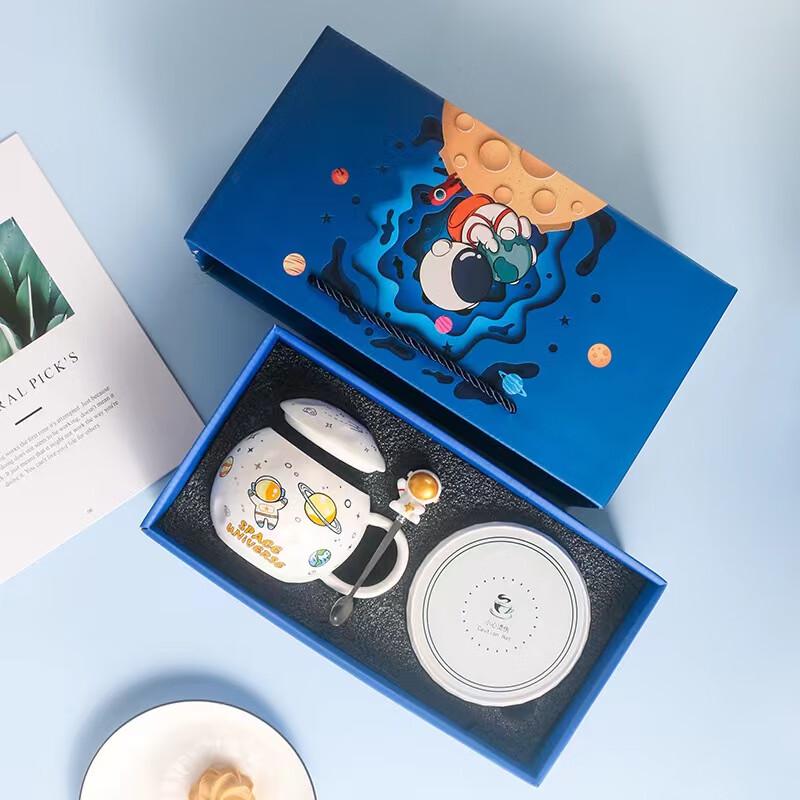 Astronaut Planet Ceramic Mug