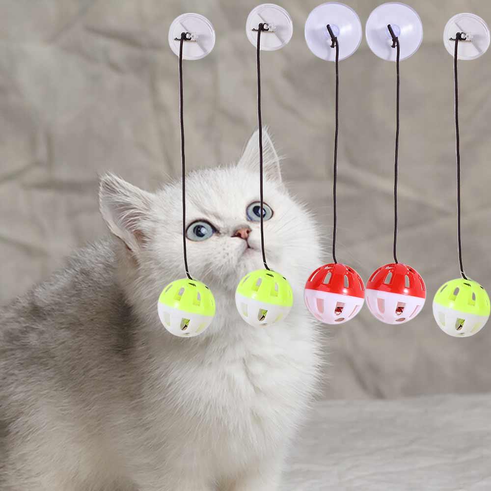 

Random Color Bell Ball with Sucker Wall Mount Reptile Ball Toy Lizard Toy Ball Beard Dragon