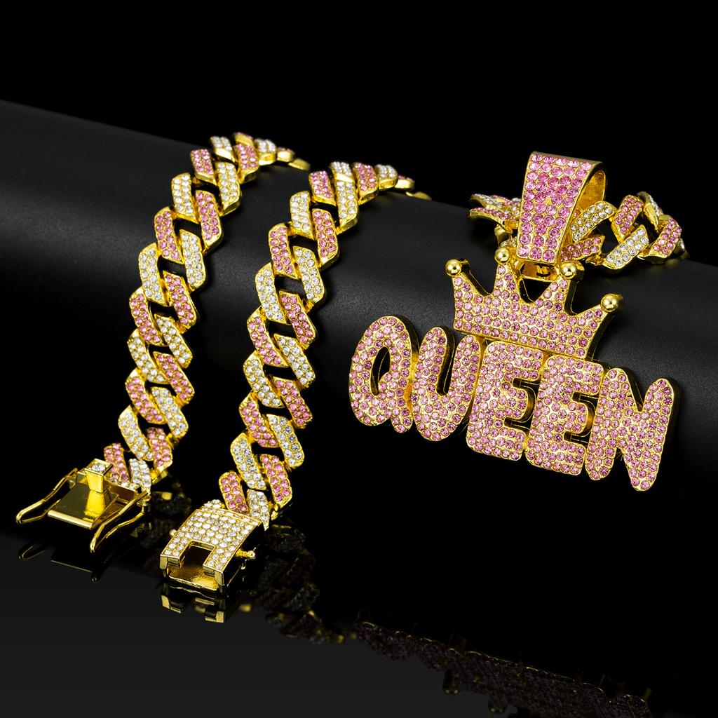 Couronne Rose Diamant pour Femme, Pendentif Lettre QUEEN, Collier Cubain Diamant Long Hip Hop Accessoire Féminin