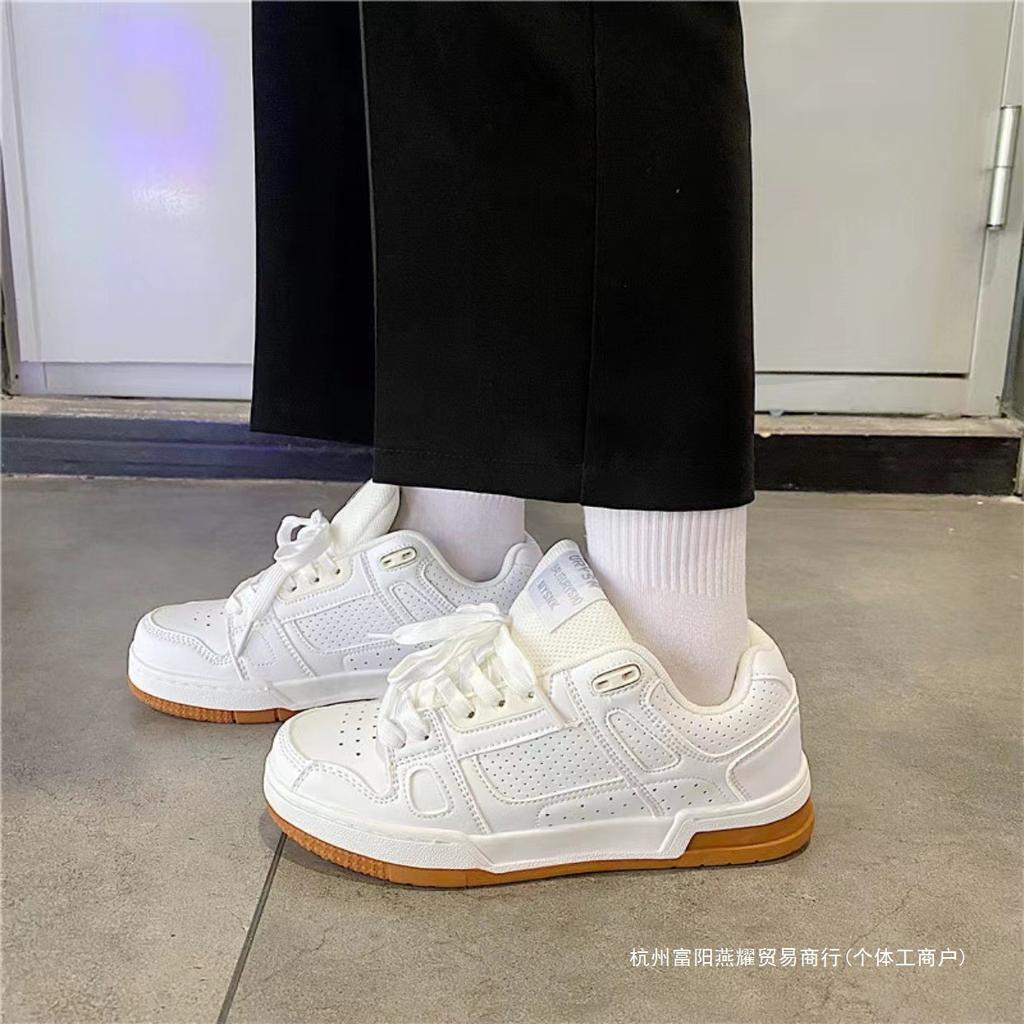2025 spring and autumn new bread shoes male and female students casual couple skateboard shoes street photography retro sports shoes