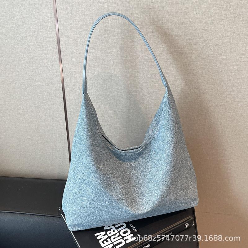 Fashion trend underarm bag women's 2025 summer new Korean version simple casual tote bag commuter shoulder bag