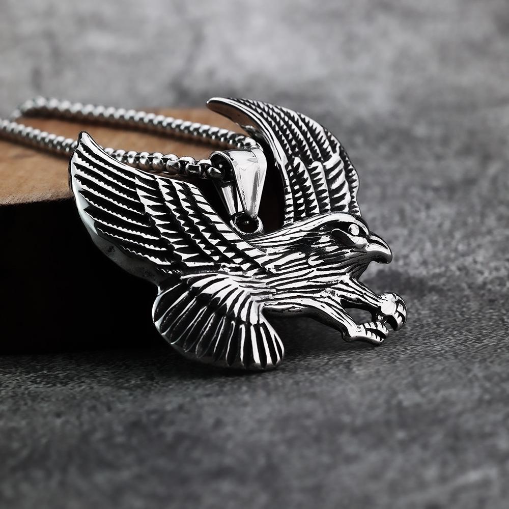 Men's Retro Eagle Wing Pendant Necklace - Stainless Steel