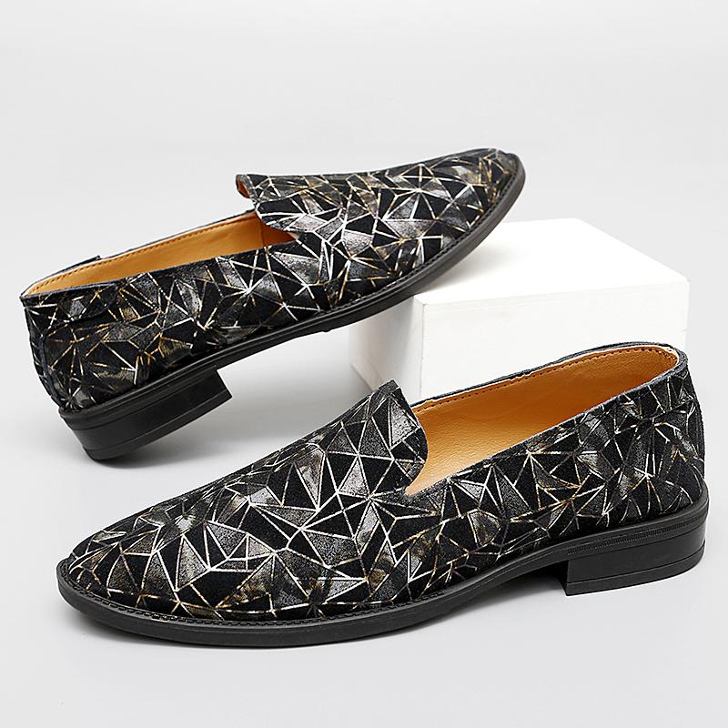 Shiny Loafers Men Fashion Mocassin Comfy Leather Flats Casual Shoes Slip-On Driving Walking Shoes Italian Style Male Boat Shoes