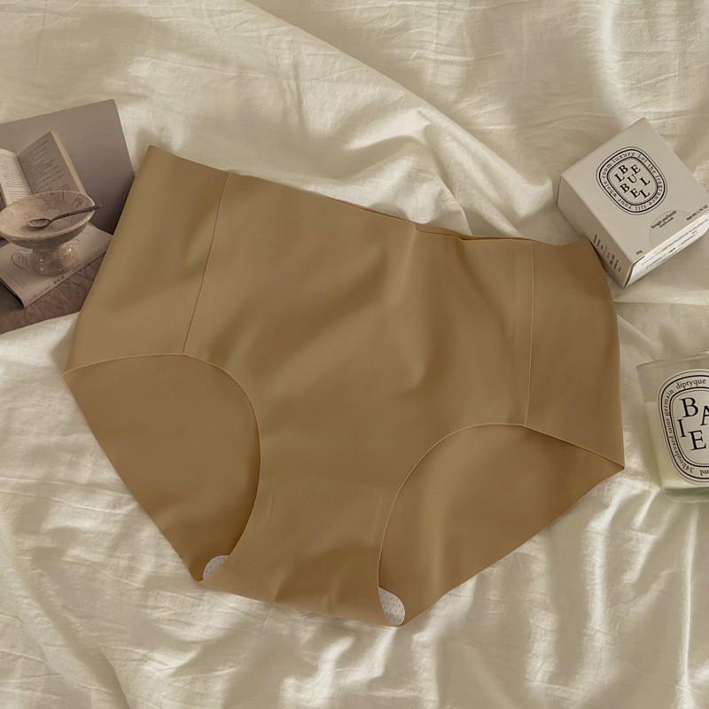 Ultra-Thin Ice Silk Quick-Dry Seamless Women's Yoga Fitness Underwear with Pure Cotton Crotch