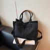 Fashionable Large Capacity Multi-Pocket Canvas Shoulder Crossbody Bag for Mothers And Babies with Mobile Phone Pocket