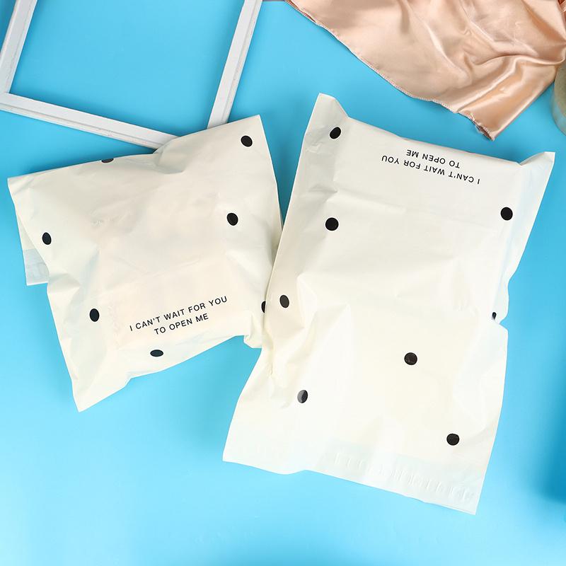 A Set of 10 Large-Capacity Self-Sealing PE Bags, Waterproof Express Packaging, Cartoon Pink Butterfly Design, Office Mail and Parcel