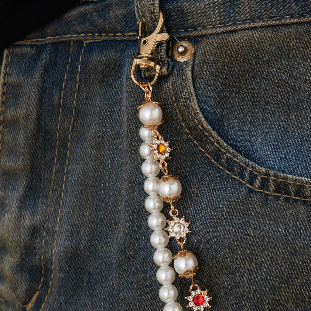 Elegant Rhinestones Flower Pearls Chain Enhances Jeans Fashion Statement Pieces for Trendy Women Ladies Casual Wear