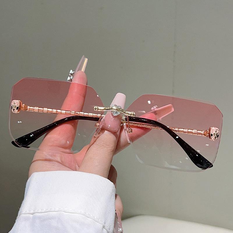 New  Metal Snake Sunglasses Women For Men Vintage Sun Glasses Steampunk Popular Outdoor Rimless Luxury Brand Designer Eyewear