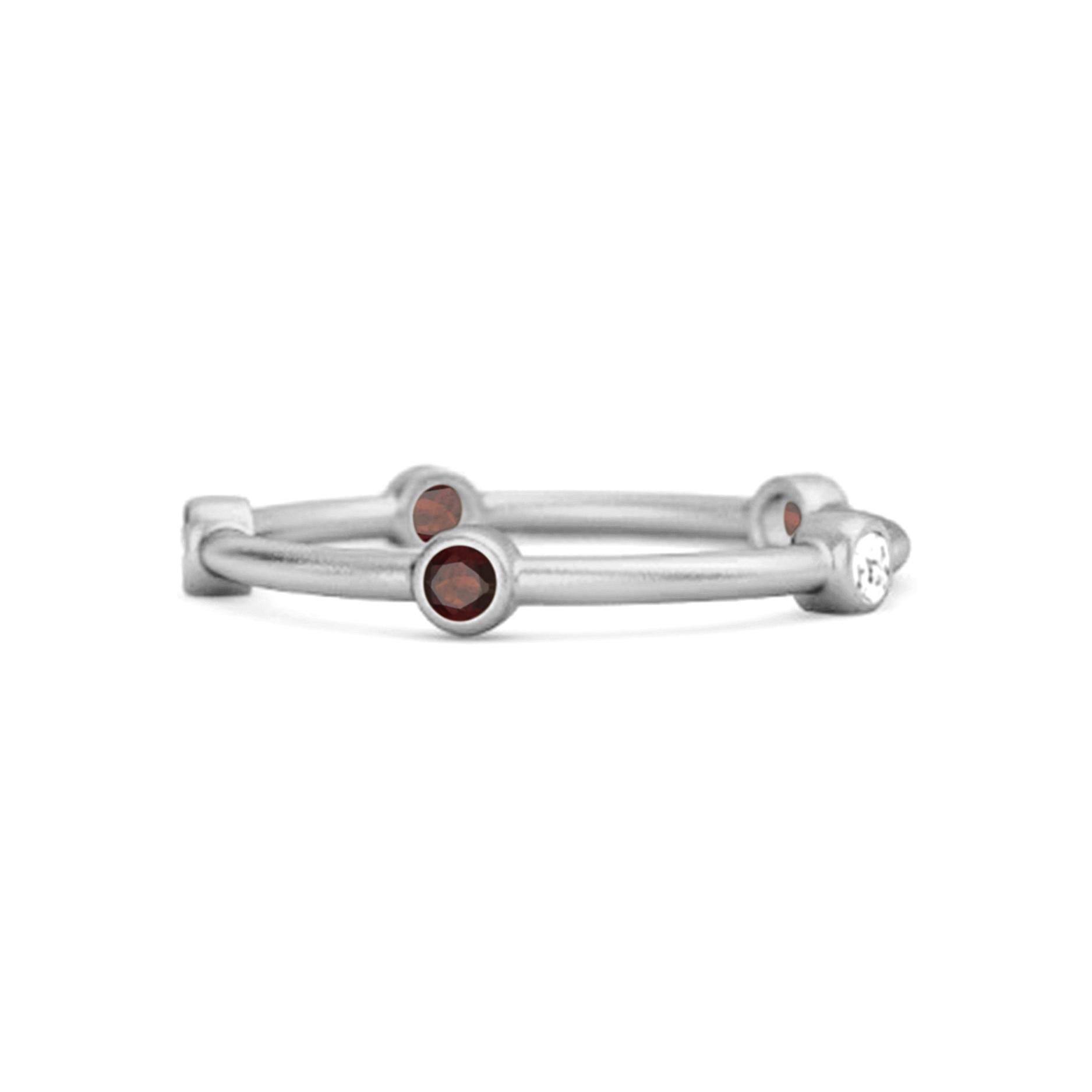 Garnet Bezel- 925Set Stacking Band Ring - 925 Sterling Silver 12 белый
