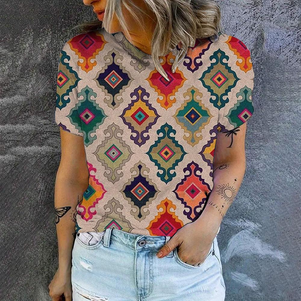 Summer Leisure 3D Print Women's T-shirt Retro Flower Pattern Fashion T-shirt Elegant Women's Short Sleeved