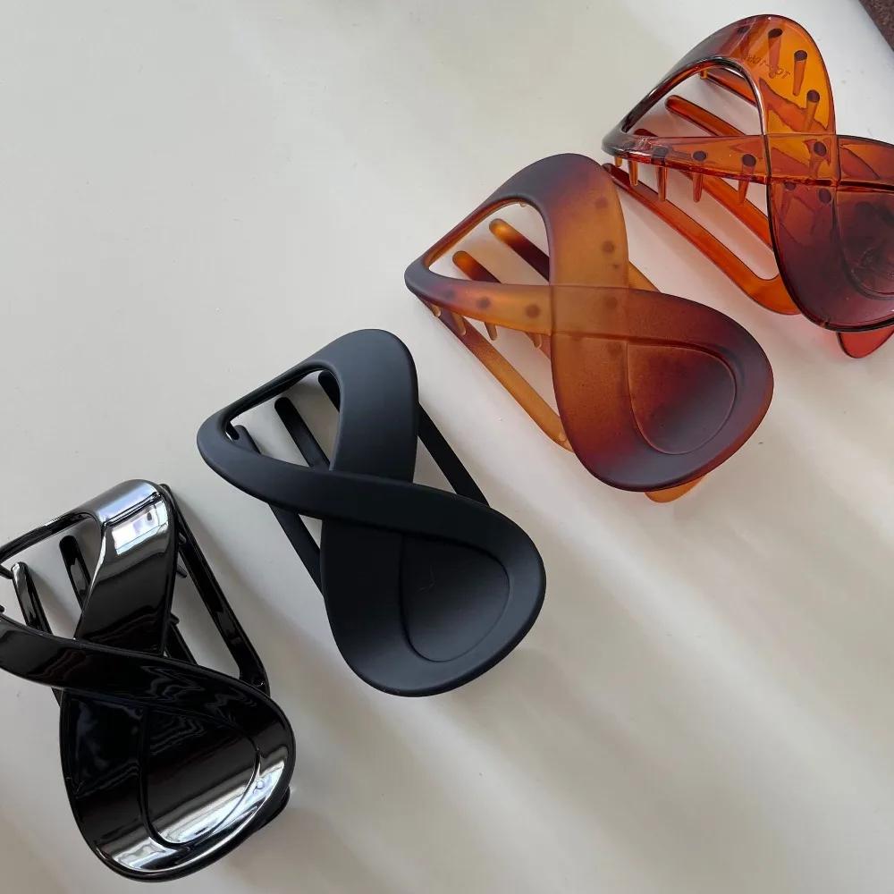 Women Large Hair Clamp Hair Clip Seamless Plastic Duckbill Claw for Women Girls Simple Hairpins Styling Tools Hair Accessories