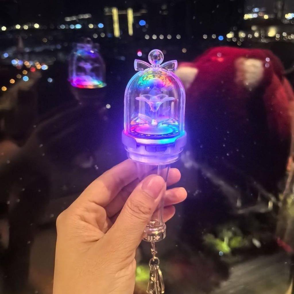 [USED] ILLIT Mini Light Mini Penlight Key Ring