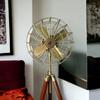 Wentylator podłogowy na regulowanym czarnym drewnianym statywie | Reprodukcja w stylu retro | Designerski wentylator do wystroju domu i sypialni