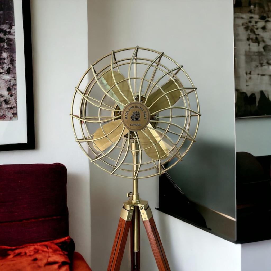 Wentylator podłogowy na regulowanym czarnym drewnianym statywie | Reprodukcja w stylu retro | Designerski wentylator do wystroju domu i sypialni