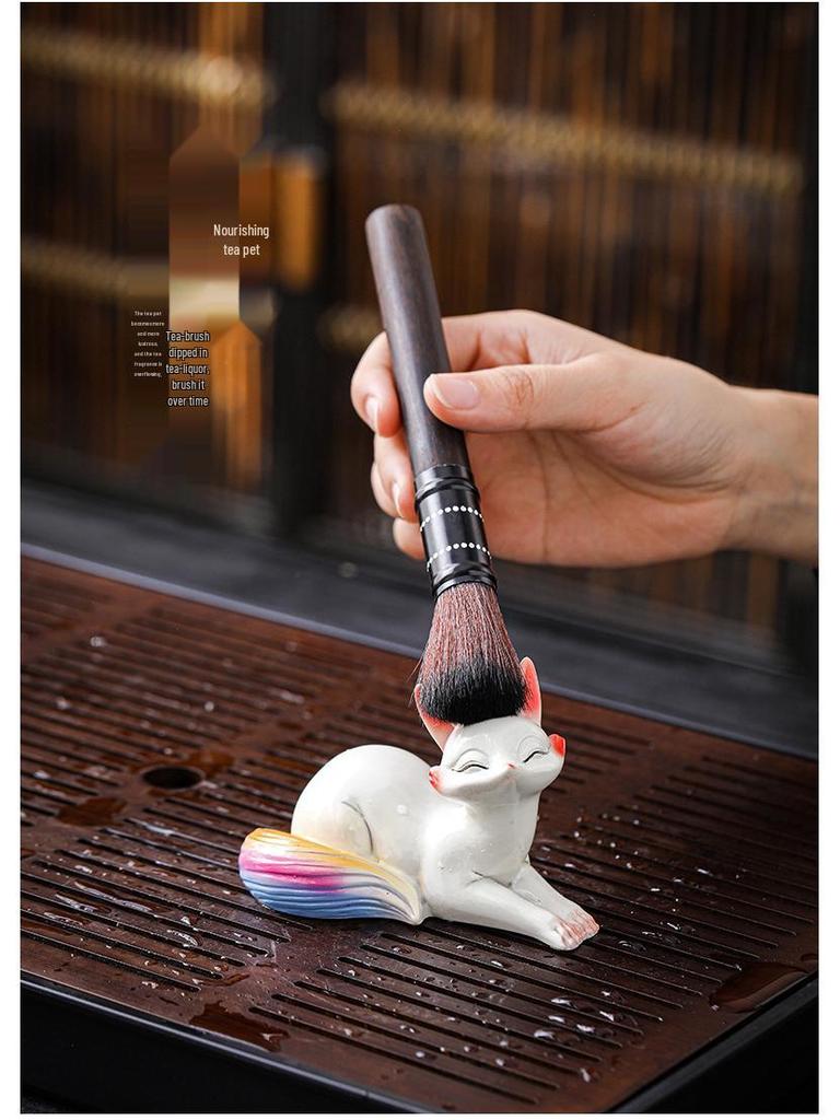 Color-Changing Little Fox Tea Pet: Cute Resin Craft Decoration for Tea Table