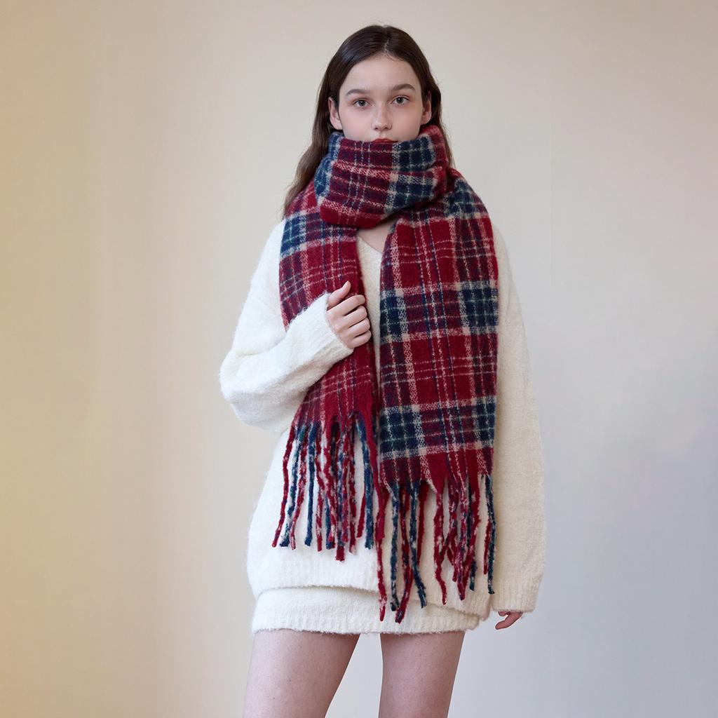 Imitation Cashmere Scarf Women's Autumn and Winter Maillard Versatile Thickened Retro Fringed Plaid Scarf Warm Scarf