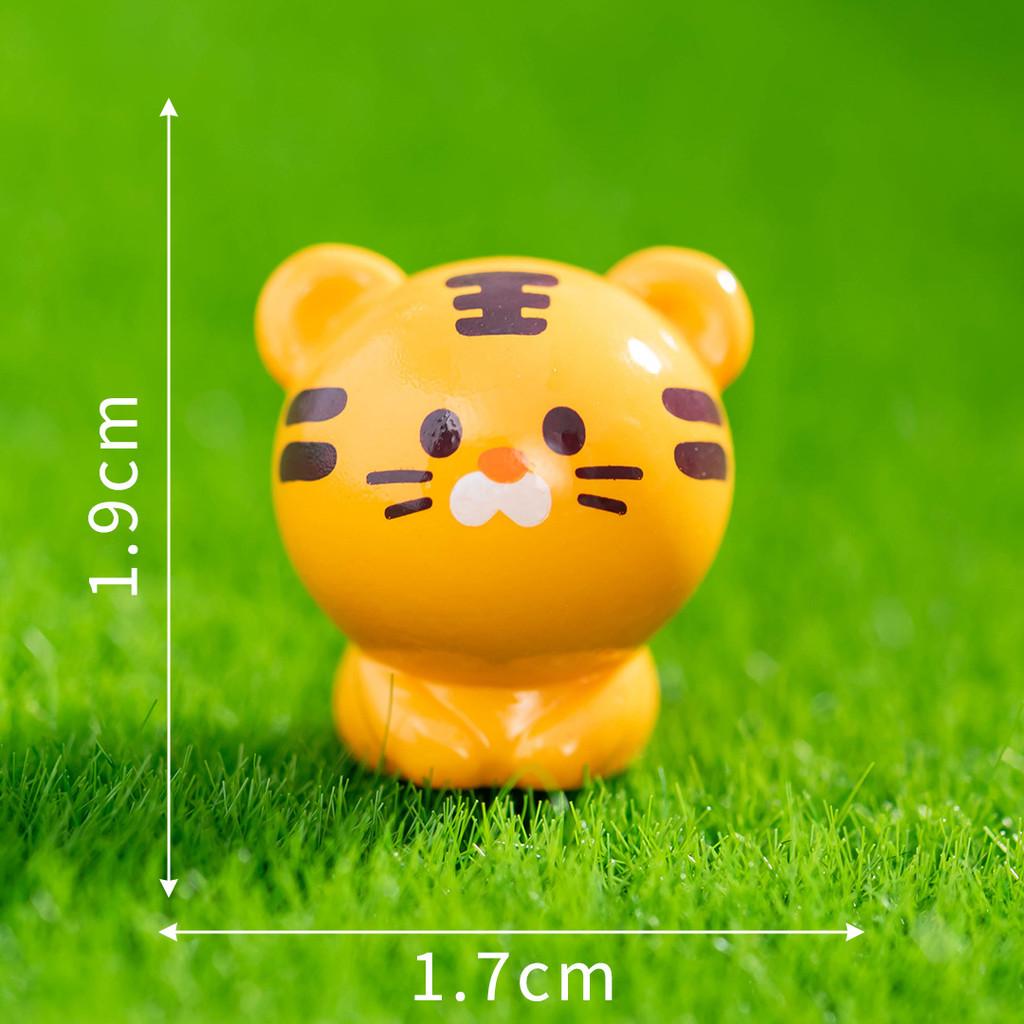 Animal Zodiac Resin Ornament With Cartoon Snake Rabbit Tiger For Desk Decor