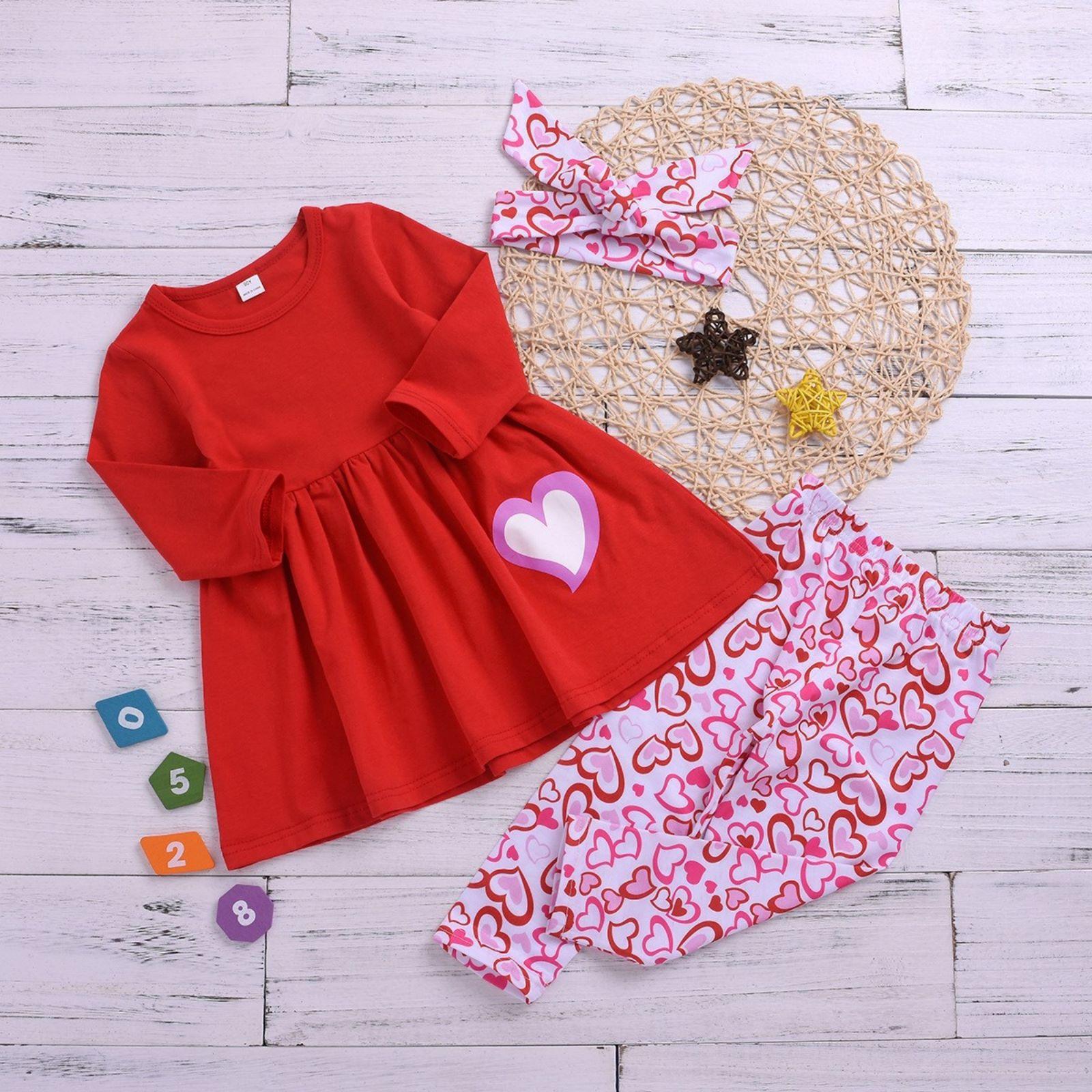 

Детский минималистичный наряд 90 красный