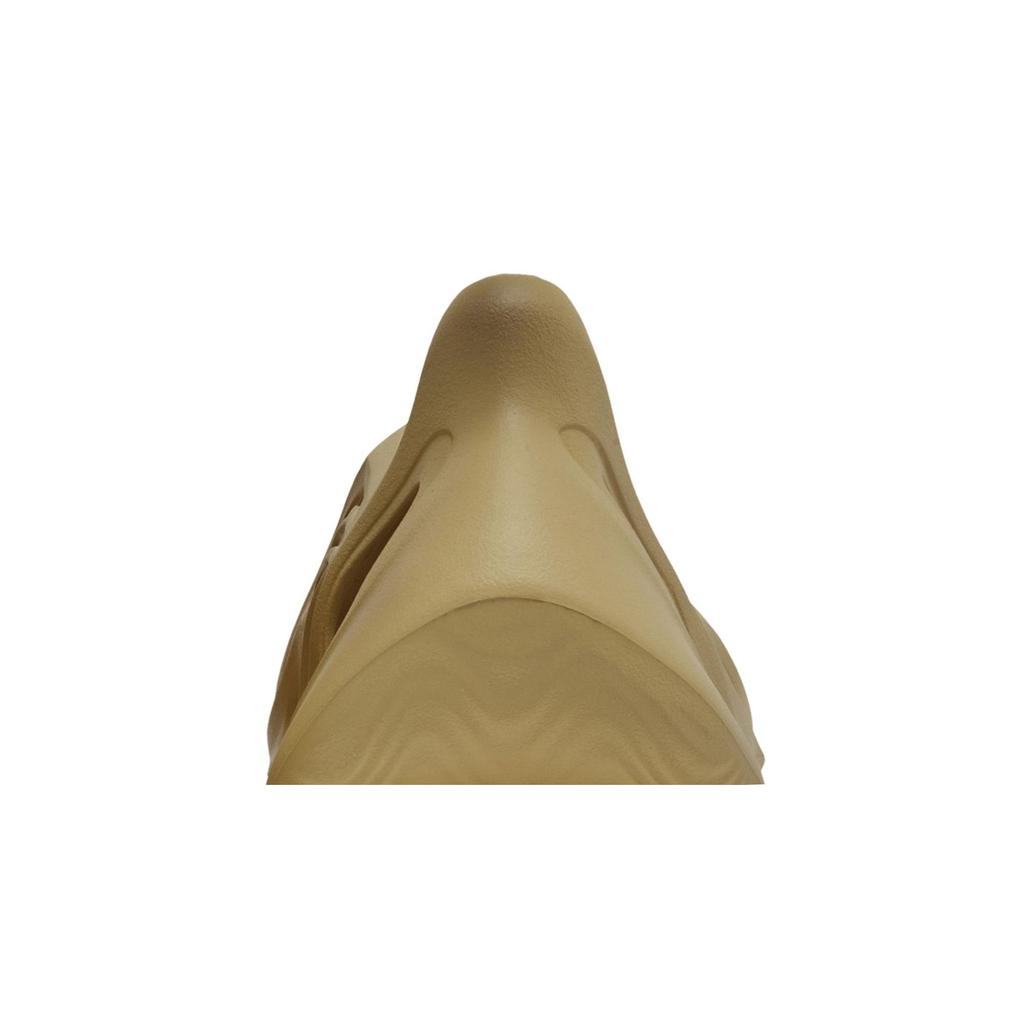adidas Yeezy Foam Runner 'Desert Sand' (Unisex) Desert Sand / Desert Sand / Desert Sand Clogs GV6843