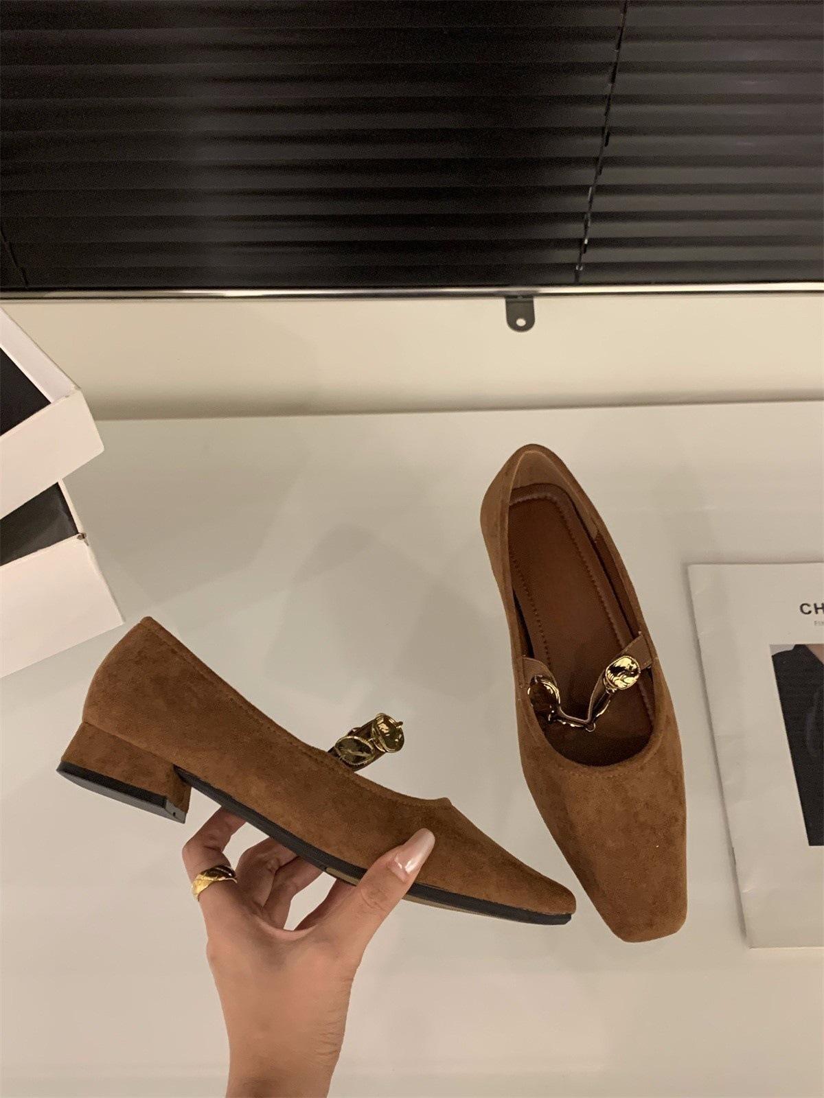 

Туфли женские замшевые ретро на толстом каблуке, одинарные, новые, весенне-осенние, красные, с квадратным носком, Мэри Джейн 40 коричневый