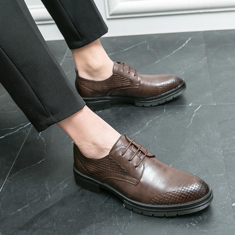 Spring and Autumn New Foreign Trade Large Size 46 Men's Fashion Business Dress Casual Small Leather Shoes Retro Men's Shoes One Piece 2025