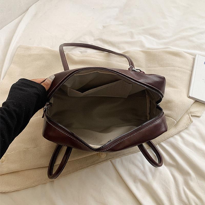 Fashion Handheld Bowling Handbag for Women New Shoulder Large Capacity Commuting Leisure Underarm Bag CLE