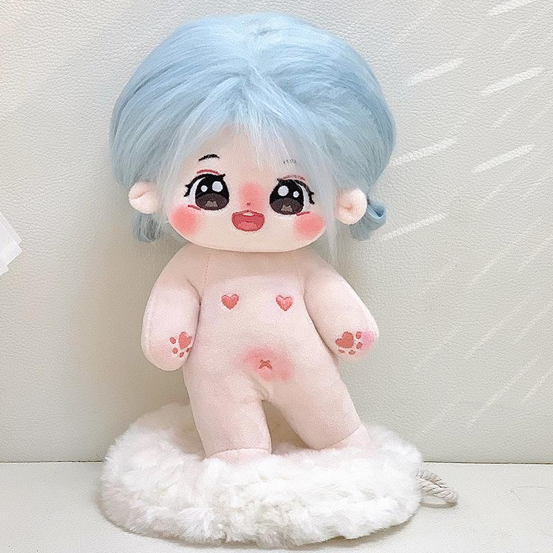 Plüschpuppe mit krausem Haar, mit wechselbarer Kleidung und Zubehör