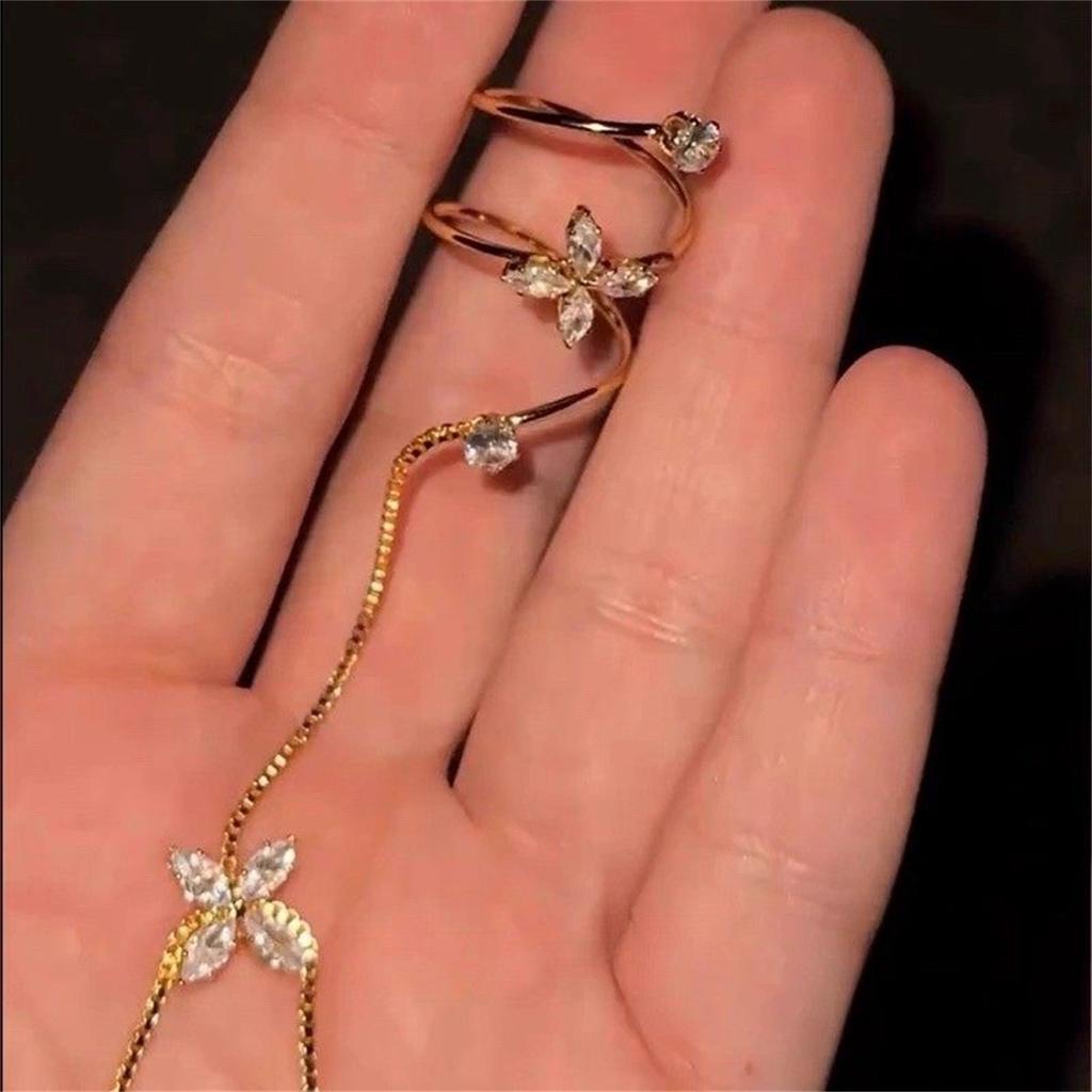 Light Luxury Cubic Zircon Flower Finger Bracelet for Women Elegant Boho Round Rhinestone Hand Chain Bangle Aesthetics Jewelry
