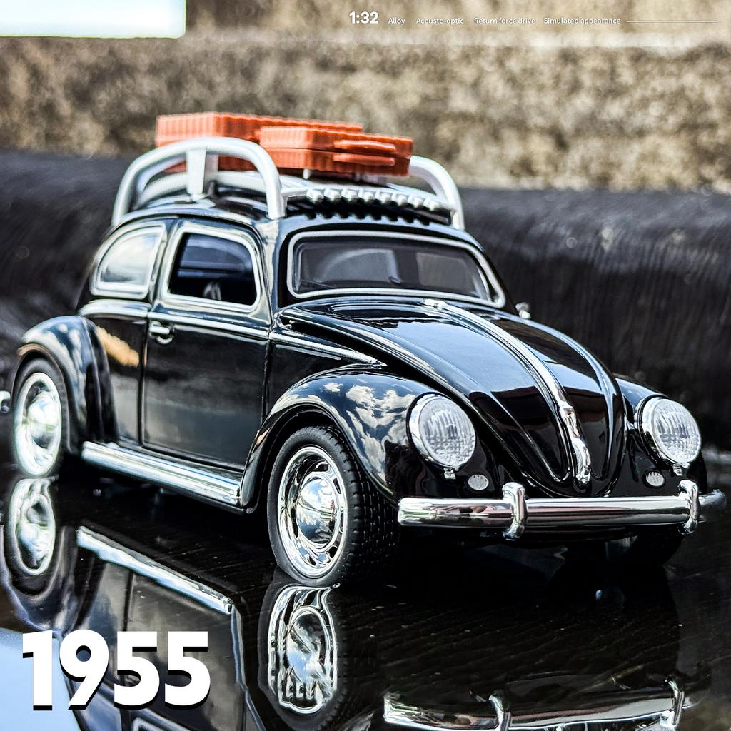 1/32 Beetle 1995 Classic Car Alloy Car Model Sound and Light Pull Back Children's Toy Collectibles Birthday Gift