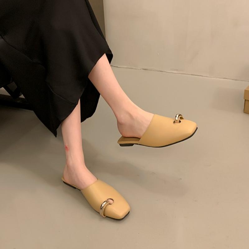 Módní Novinka Design Pantofle Dámské Muly s Čtvercovou Špičkou Boty 2025 Léto Nové Kravská Kůže Dámská Módní Venkovní Pantofle