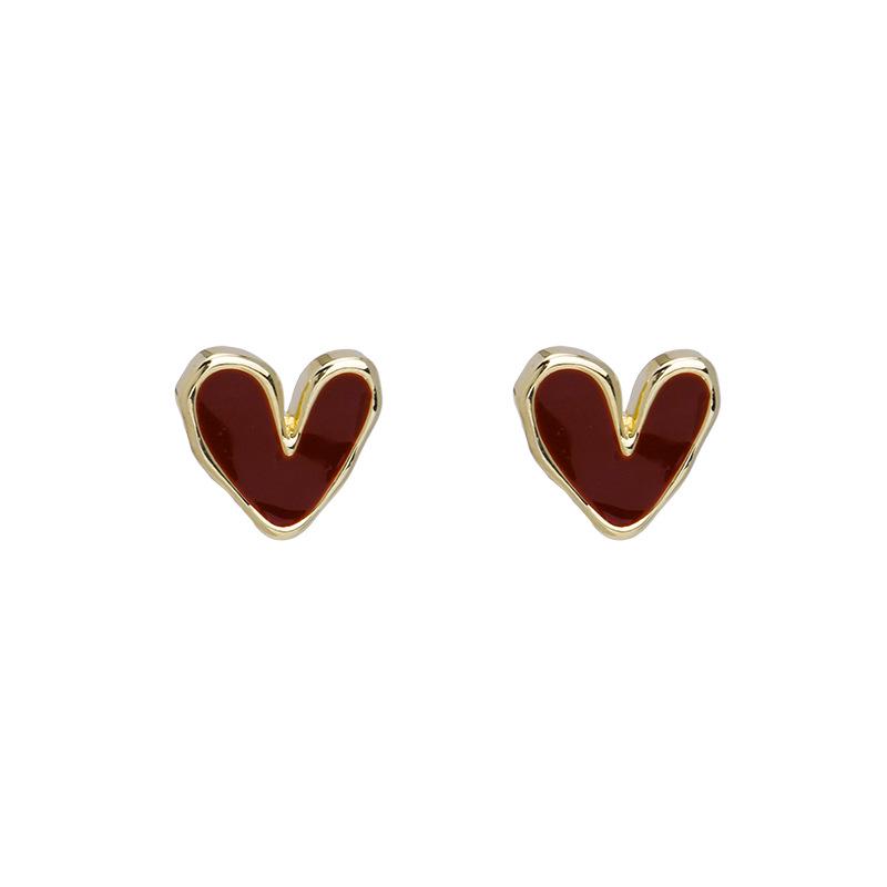 Vintage French Red Heart Earrings - Unique High-End Autumn/Winter Studs for Women 2024