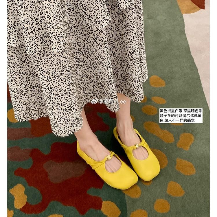 Grape Mother Has the Same Kinked Small Gold Buckle, Fashionable Apple Head Soft Leather Low-heeled Single Shoes, Lazy Person and Mary Jane Shoes.