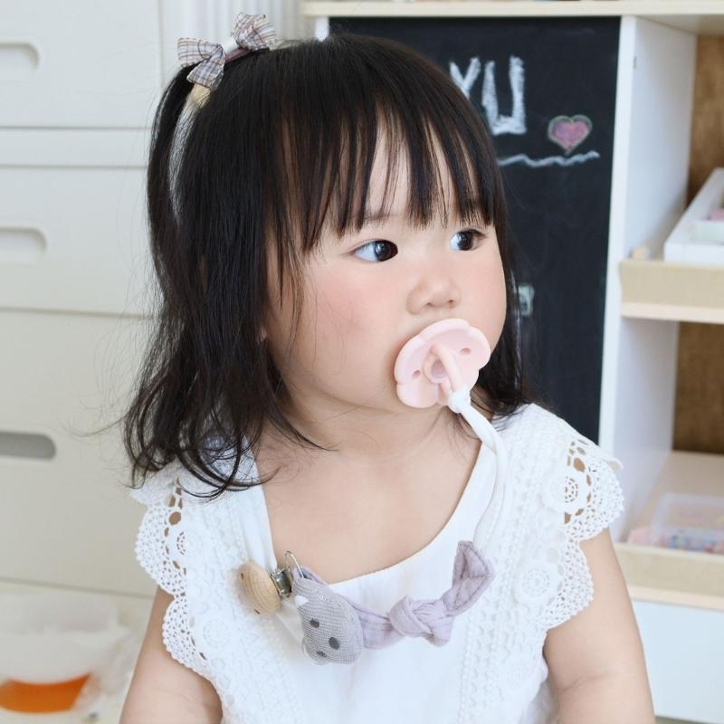 Infant Soother Holder Lovely Designs Secure Not Drop Chain Safe & Not Toxic Toddler Pacifier Leash Comfortable Touch