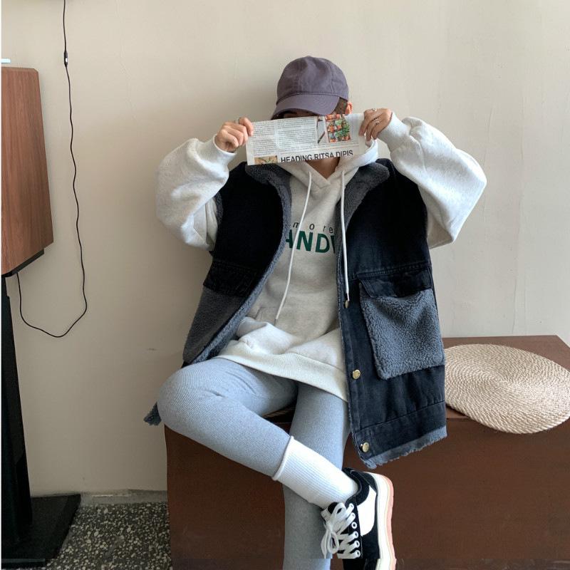 Lamb Wool Splicing Denim Vest for Women - Autumn/Winter Fashion Loose Pocket Waistcoat