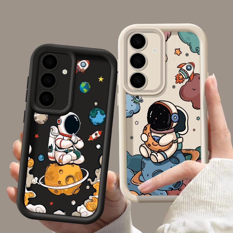 Spaceman Phone Case For Samsung S26 S25 S24 S23 S21 S20 Ultra Cute Astronaut Planet Funda For Galaxy S25 S24 FE S26 Plus Cover
