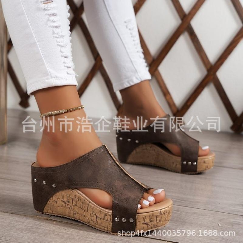 Large size wish new women's wedge heel fish mouth platform rivet sandals