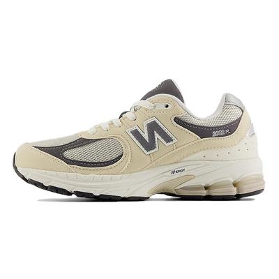 NB 2002R Abrasion Resistant Low Top Kids Lifestyle Shoes Beige Kids' GC2002FA