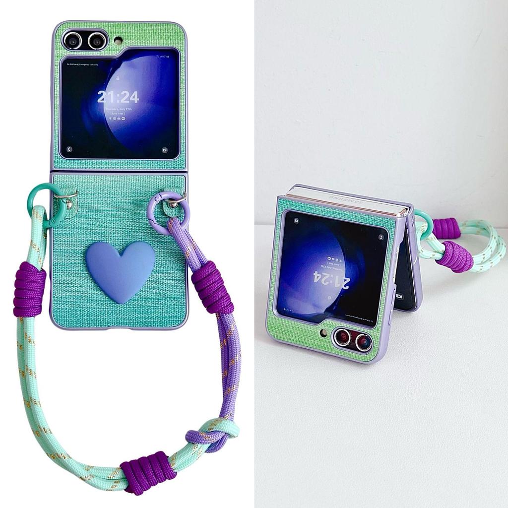 Samsung Galaxy Z Flip7 Iridescent Leather Heart Case – Protective Cover for Z Flip 6/5/4