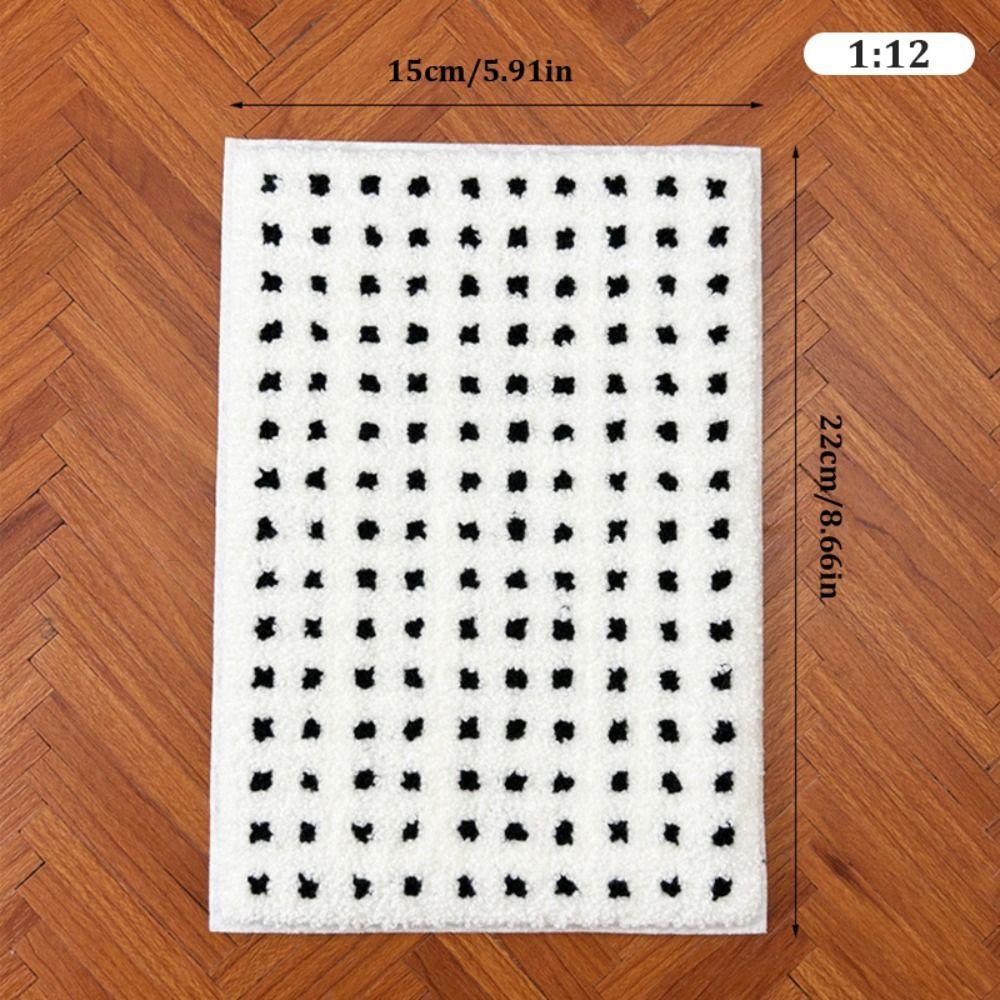 1/12 Scale Simulation Rug Mat Model Pretend Play Black Plaid Floor Mat  Doll House Accessories