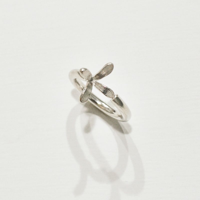 toust Youth Ring