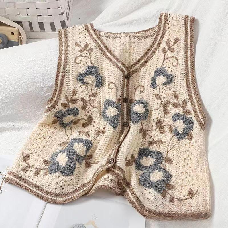 Summer Crochet Hollow Out V-neck Loose Lace Tank Tops Women Fashion Thin Chic Sleeveless Women Camis Tops Elegant Base Slim Vintage Tank Vest 26571