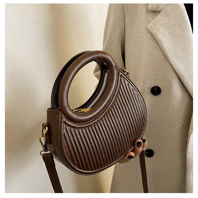 Stylish Women's Handbag 2023 New Vintage Fall Winter Dumpling Bag High-end Feel Cross-border Trend