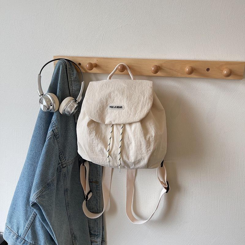 Lightweight Travel Backpack Women's New Fashion Casual Versatile Large-capacity College Student Handbag