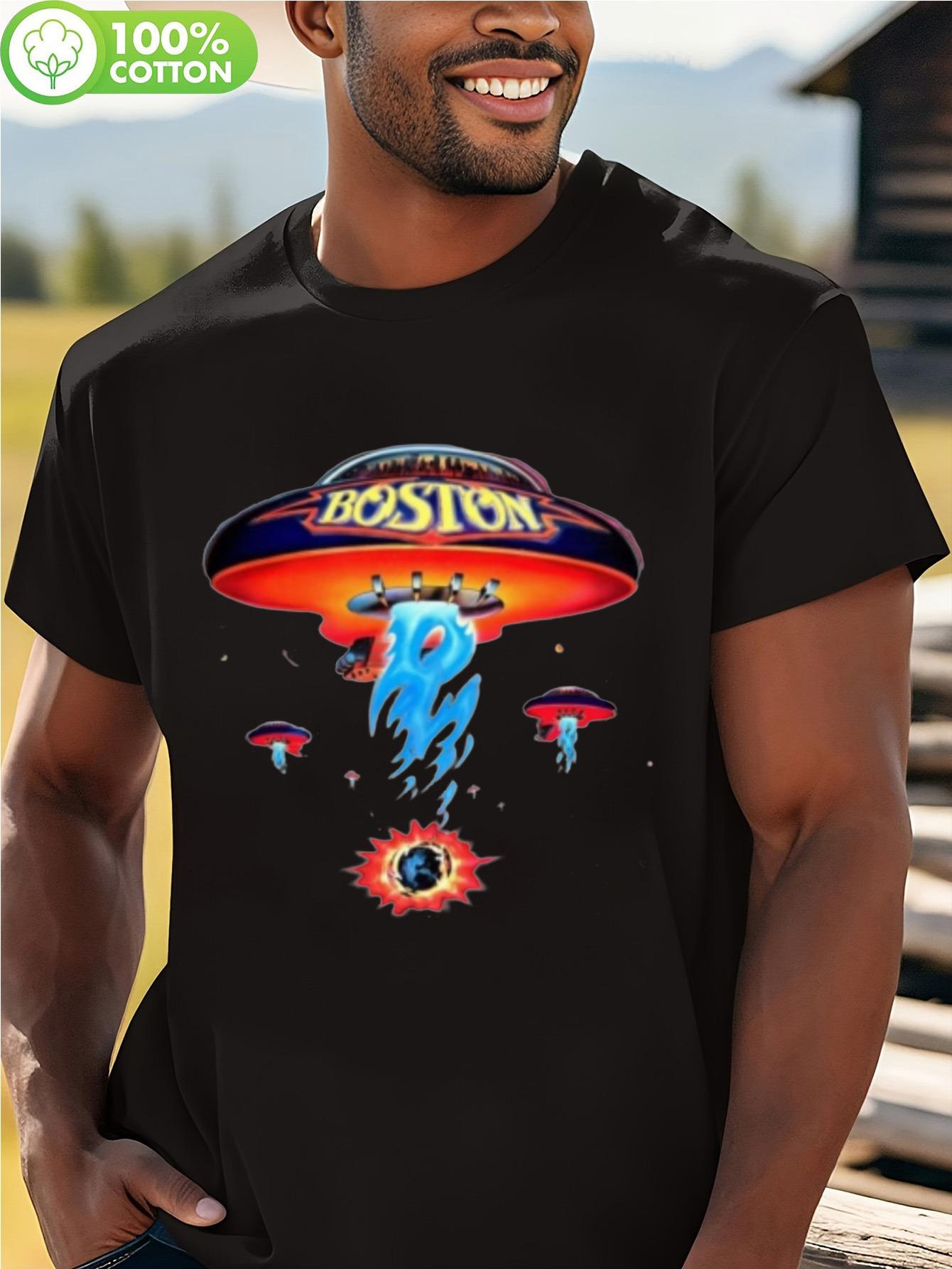 Boston Rock Band Graphic T-shirt - Black Cotton Tee with Vibrant Spaceship Design XL